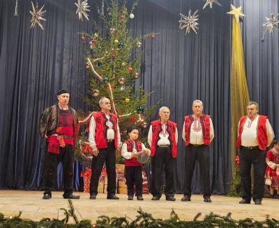 КОЛЕДНА СВЕТЛИНА  2