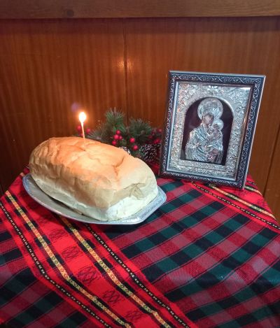 ДЕЦАТА СРЕЩАТ ТРАДИЦИИТЕ 1